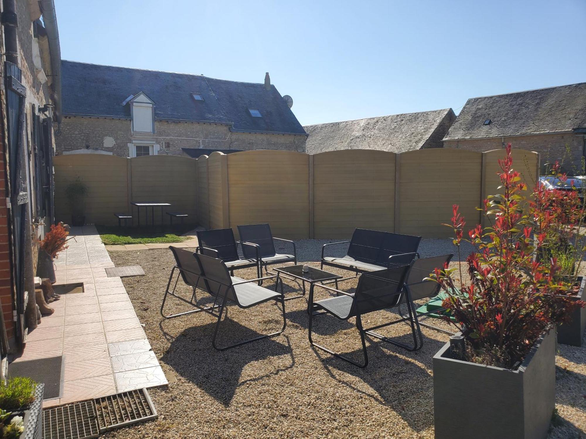 La Petite Folie Eole-en-Beauce Exterior foto